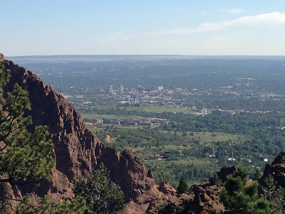 Colorado Springs vom Inspiration Point gesehen